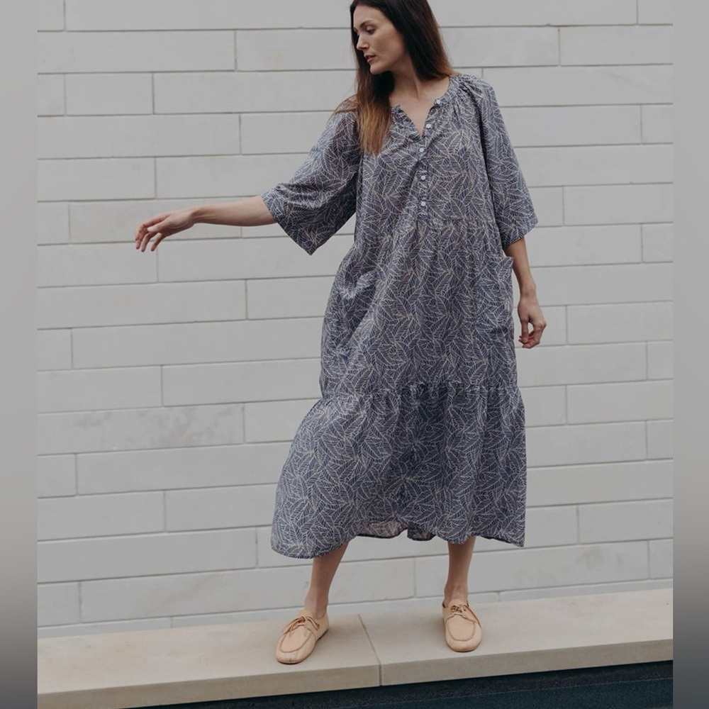 Esby | Callie Dress in Denim Palm Leaf